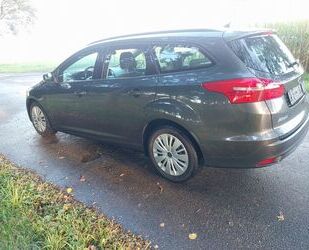 Ford Ford Focus 1,0 EcoBoost 92kW Business Zahnriemen N Gebrauchtwagen