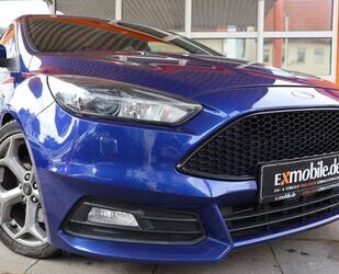 Ford Ford FOCUS ST* LEDER* NAVI SYNC 3* XENON* WINTERPA Gebrauchtwagen