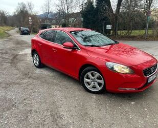 Volvo Volvo V40 D3 Momentum Momentum Gebrauchtwagen