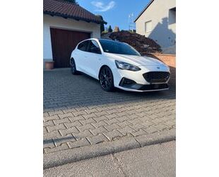 Ford Ford Focus 2,3 EcoBoost ST Styling-Paket Gebrauchtwagen