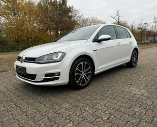 VW Volkswagen Golf VII Lim. Edition BMT-LEDER-AUTOM.- Gebrauchtwagen