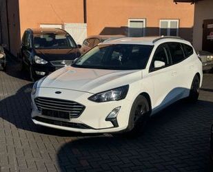 Ford Ford Focus 1.0EcoBoost*WENIG KM*8x bereift*Facelif Gebrauchtwagen