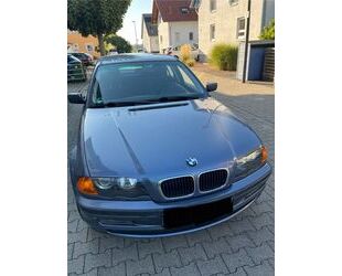 BMW BMW 318i/Aut/Lim/E46/2. Hd./103 TKM/AC/XEN Gebrauchtwagen