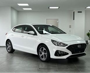 Hyundai Hyundai i30 Fastback Style/NAVI/KAM/TEMP/CARPLAY/D Gebrauchtwagen