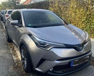 Toyota Toyota C-HR 1.8-l-VVTi Hybrid Team Deutschland Tea Gebrauchtwagen