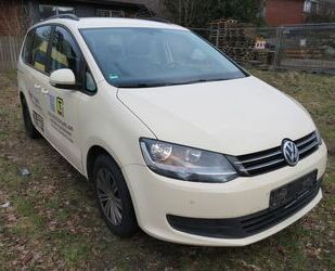 VW Volkswagen Sharan 2.0 TDI/1.Hand/DSG/Leder/7Sitze Gebrauchtwagen