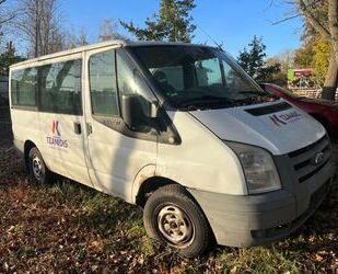 Ford Ford Transit Kombi FT 300 K 9 Sitzer Gebrauchtwagen