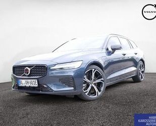 Volvo Volvo V60 T8 Twin Engine AWD Plus Dark ACC LED 360 Gebrauchtwagen