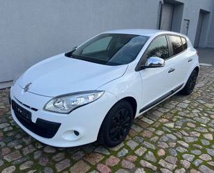 Renault Renault Megane III Lim. 5-trg. Authentique Gebrauchtwagen