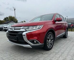 Mitsubishi Mitsubishi Outlander Top 4WD Navi xeno 7 Sitzplätz Gebrauchtwagen