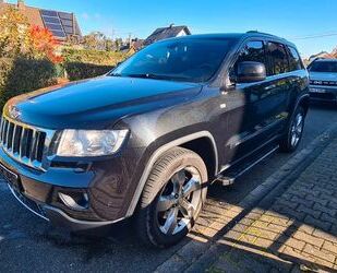 Jeep Jeep Grand Cherokee Overland 3.0 V6 M.-Jet **VOLL* Gebrauchtwagen