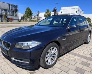 BMW BMW 530d Touring AUT/PDC/NAVI/LEDER/XENON/PANO/EUR Gebrauchtwagen