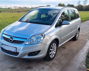 Opel Opel Zafira 1.8 7-SITZER/TEMPOMAT/SITZHEIZUNG Gebrauchtwagen