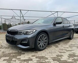 BMW BMW 320 d xDrive M Sport*RFK*ACC*Shadow*Ambiente Gebrauchtwagen