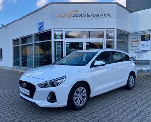 Hyundai Hyundai i30 CW Family DAB Sitzheizung Parkpilot Ka Gebrauchtwagen