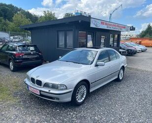 BMW BMW 523i Lim.*Xenon*Leder*Automatik*Alu*SH-Gepfleg Gebrauchtwagen