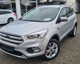 Ford Ford Kuga Cool & Connect4X4-AUT*KLIMAUT*LED*NAVI*T Gebrauchtwagen