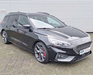 Ford Ford Focus ST Turnier Autom.*PERFORMANCE*PANO.D.*B Gebrauchtwagen