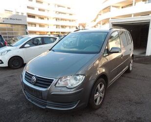 VW Volkswagen Touran United*Navi*AHK* Gebrauchtwagen