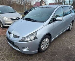 Mitsubishi Mitsubishi Grandis 2.4 Intense 6-Sitzer Gebrauchtwagen