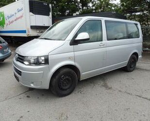 VW Volkswagen T5 Caravelle 2.0 TDI 9- SITZE KLIMA Gebrauchtwagen