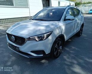 MG MG ZS EV Luxury*1Hd*ACC*NAV*PanoSD*SHZ*Kam*LED* Gebrauchtwagen