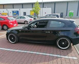 BMW BMW 116i - Sondermodell Back in Black Gebrauchtwagen