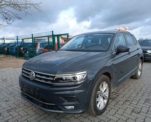 VW Volkswagen Tiguan 2.0 TDI DSG Highline/LED/XENON Gebrauchtwagen