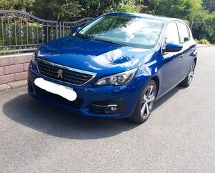 Peugeot Peugeot 308 PureTech 130 Allure Allure Gebrauchtwagen