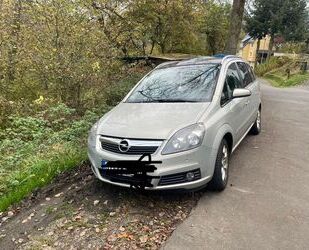 Opel Opel Zafira Tourer Gebrauchtwagen