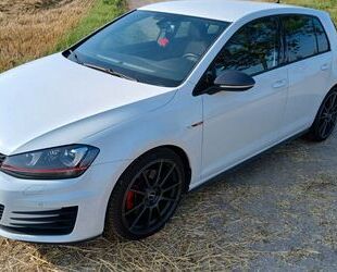 VW Volkswagen Golf 7 GTI 220PS DSG 2.0 Orig.41500km F Gebrauchtwagen