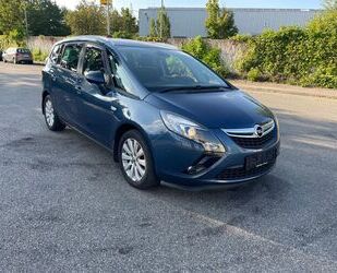 Opel Opel Zafira Tourer 1.4 Turbo Navi,Kamera,BiXnon,7S Gebrauchtwagen