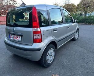 Fiat Fiat New Panda 1.2 8V Dynamic Neue Inspektion+Tuv/ Gebrauchtwagen