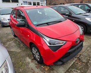 Toyota Toyota Aygo AYGO x Gebrauchtwagen