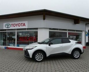 Toyota Toyota C-HR MJ 2024 2,0 Team D Gebrauchtwagen