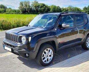 Jeep Jeep Renegade 2.0 D Trailhawk 4x4 - Nur 2. Hand Gebrauchtwagen