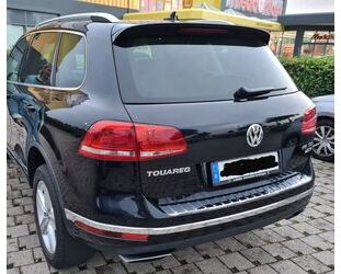 VW Volkswagen Touareg V6*LUFT*PANO*STHZ*RLINE *AHK*LE Gebrauchtwagen