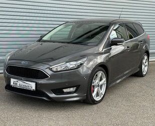 Ford Ford Focus Turnier Titanium Parklenk Sync-Navi ** Gebrauchtwagen