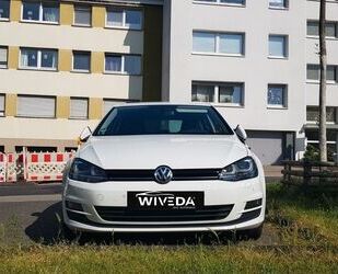 VW Volkswagen Golf VII Cup~Navi~RFK~AHK~SHZ~Xenon~Tem Gebrauchtwagen