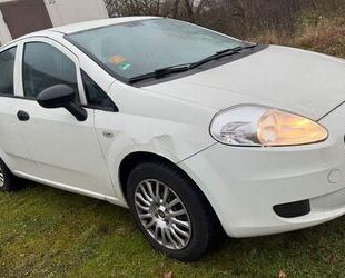 Fiat Fiat Grande Punto 1.4/KLIMA/5TÜRIG Gebrauchtwagen