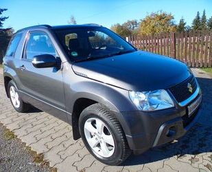 Suzuki Suzuki Grand Vitara 2.4 Comfort 4x4 KLIMA AHK!! Gebrauchtwagen