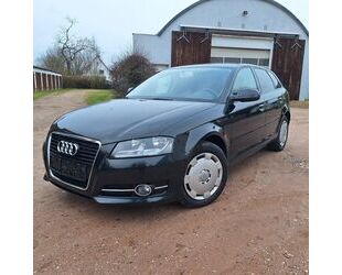 Audi Audi A3 1.6 TDI (DPF) 77kW Attraction Sportback Gebrauchtwagen