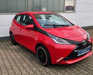 Toyota Toyota Aygo AYGO x-play ink Garantie Gebrauchtwagen