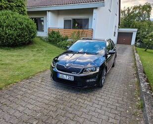 Skoda Skoda Octavia 2.0 TDI DSG RS Combi RS Gebrauchtwagen