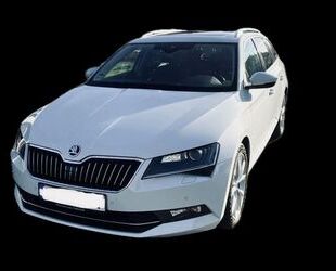 Skoda Skoda Superb 2.0 TDI SCR 140kW DSG 4x4 Style Combi Gebrauchtwagen