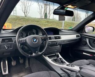 BMW BMW 320 Coupé - M Paket - Navi - Sportfahrwerk Gebrauchtwagen