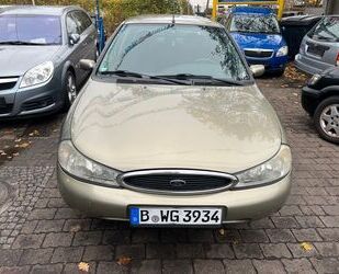 Ford Ford Mondeo 2.0 Ghia Tüv 12.2025 AUTOMATIK ANGEMEL Gebrauchtwagen