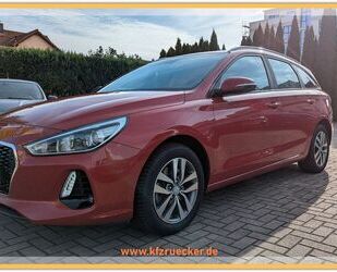 Hyundai Hyundai i30 cw 1.4 Kombi Trend AHK SHZG LE-HZG PDC Gebrauchtwagen