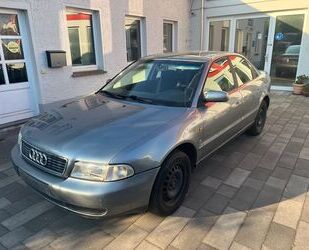 Audi Audi A4 1.6 Limo Tüv Schiebedach ZV AHK Gebrauchtwagen