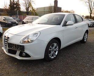 Alfa Romeo Alfa Romeo Giulietta 1.6 JTDM 16V Turismo/TUV.07.2 Gebrauchtwagen